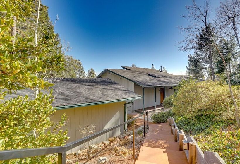 Spacious Colfax Cabin Near Rollins Lake