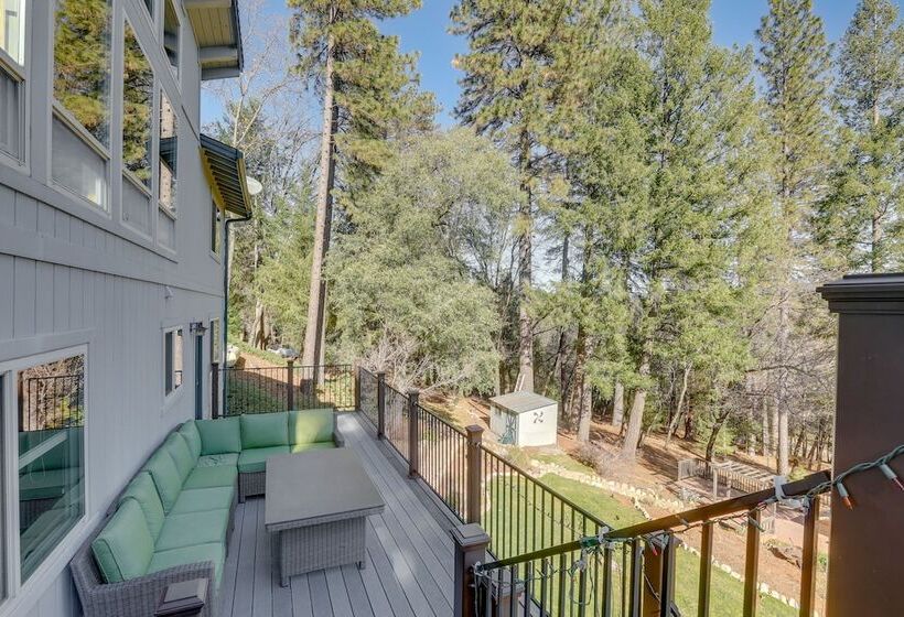 Spacious Colfax Cabin Near Rollins Lake