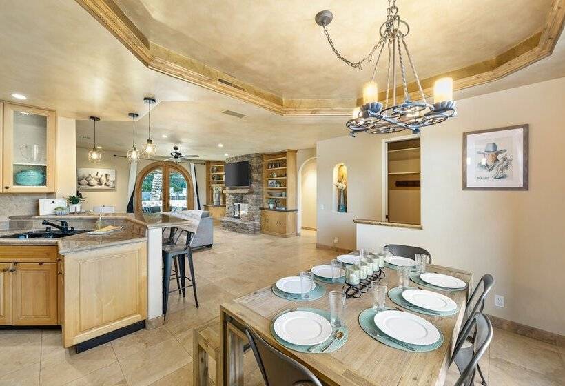 Yucca Valley Vacation Rental: Private Pool + Spa!