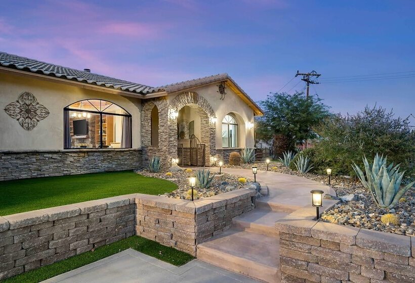 Yucca Valley Vacation Rental: Private Pool + Spa!