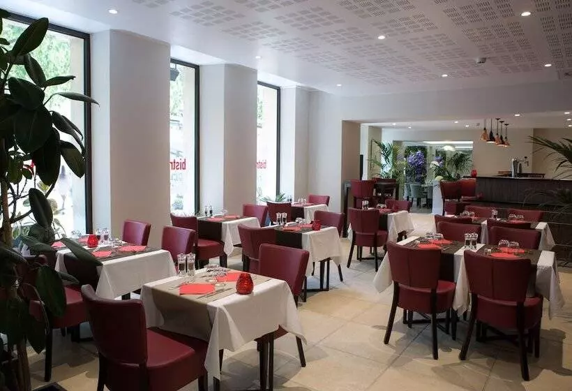 ホテル Hôtel Arène