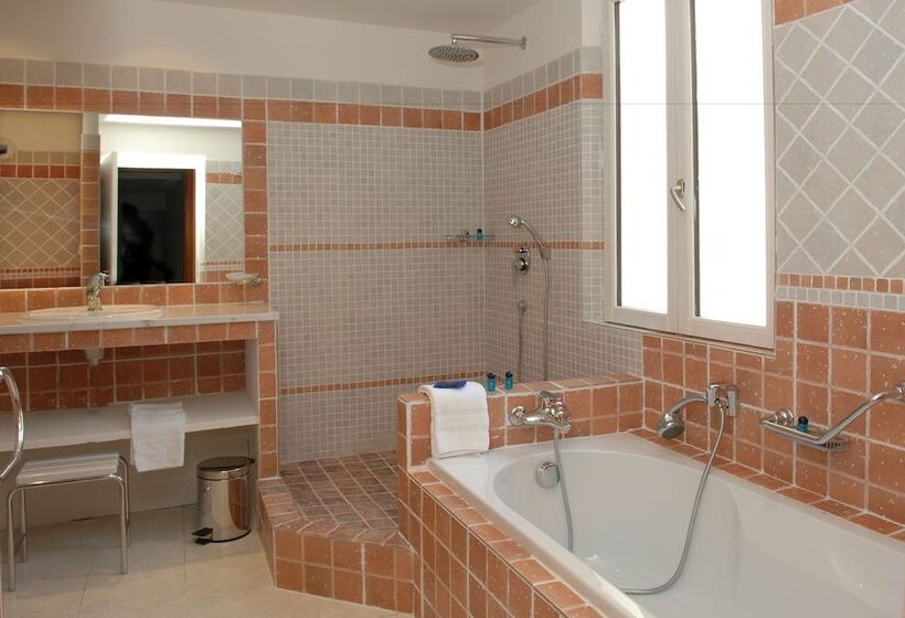 هتل Hôtel Arène