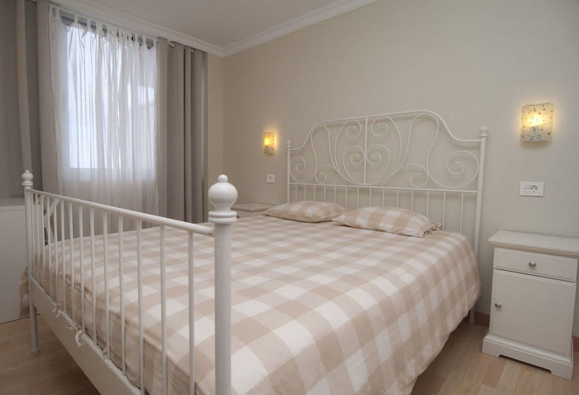 Apartamento Piscina 311