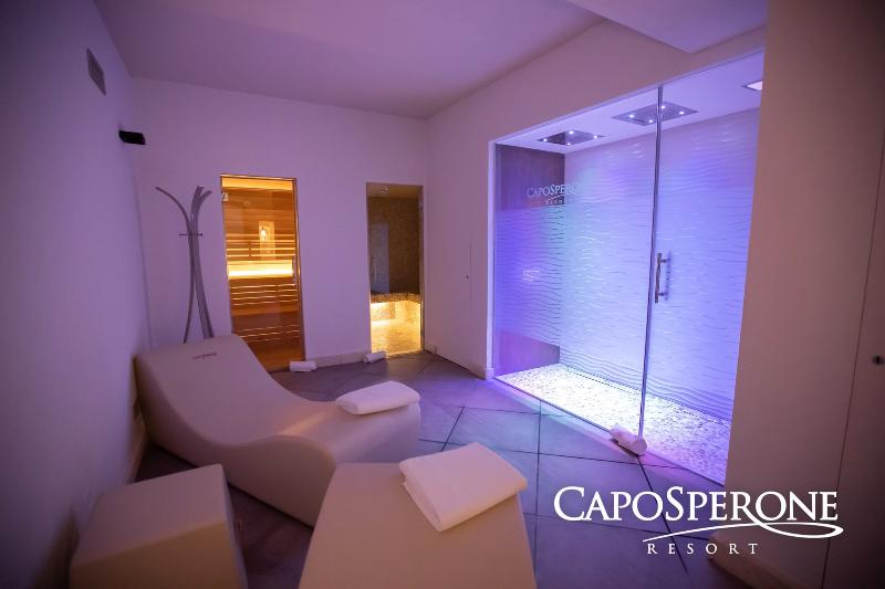 Caposperone Resort