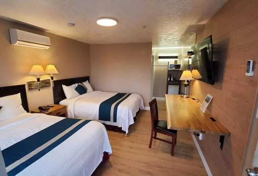 Harbour Light Motel