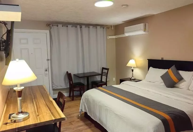 Harbour Light Motel