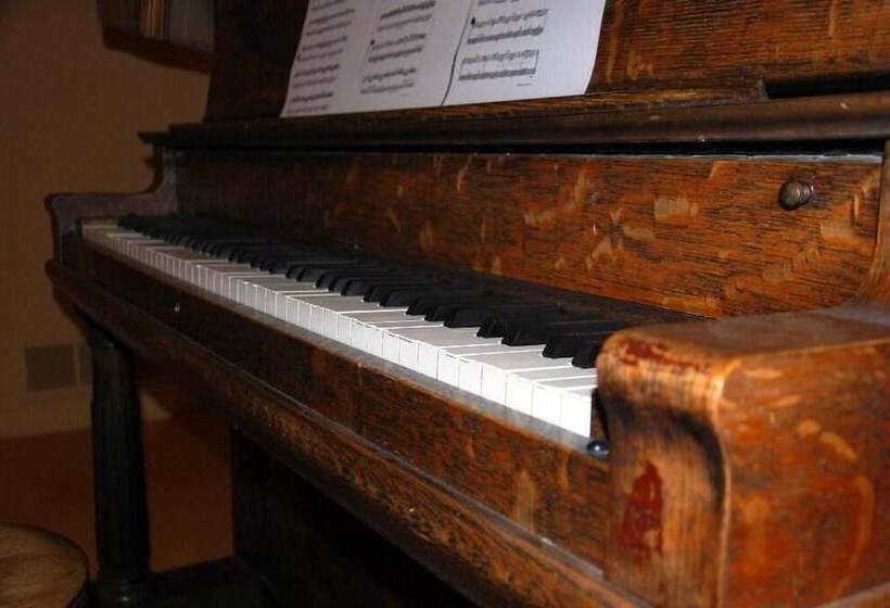 酒店 A Vacation Paradise At Quail Ridge B&b