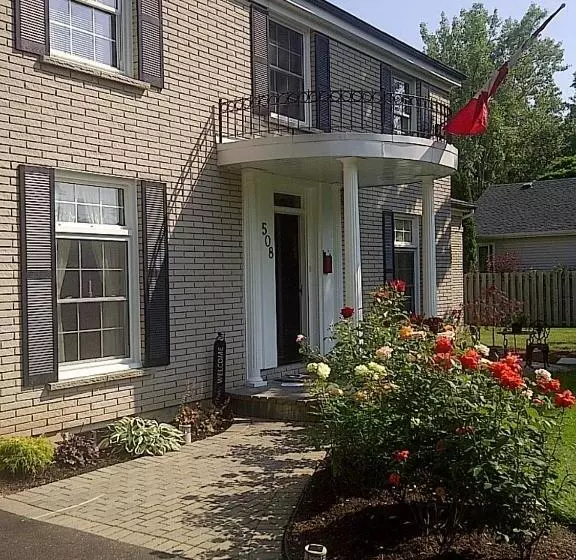 Hotelli Abacot Hall Bed & Breakfast
