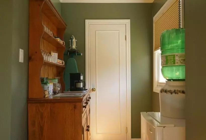 Hotelli Abacot Hall Bed & Breakfast
