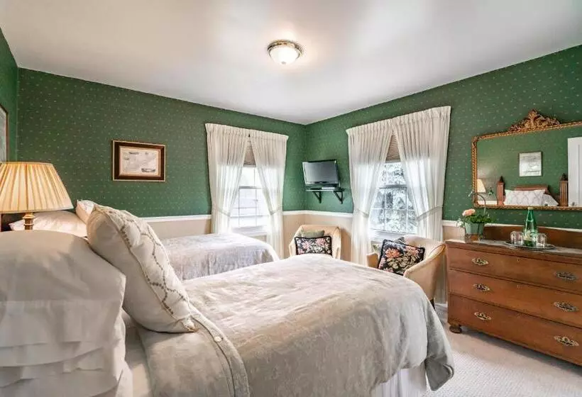 Hotelli Abacot Hall Bed & Breakfast