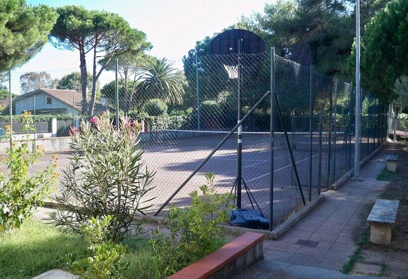 בית מלון כפרי Airone Residenza Turistico Alberghiera