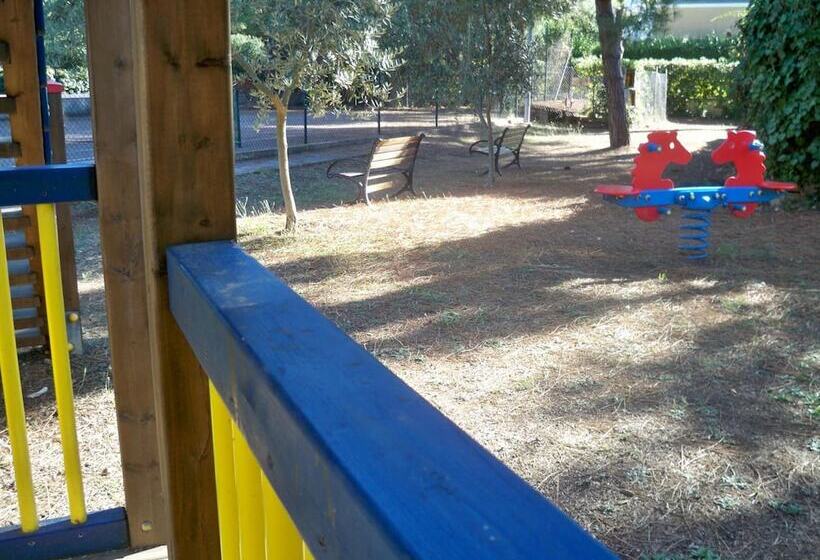 בית מלון כפרי Airone Residenza Turistico Alberghiera