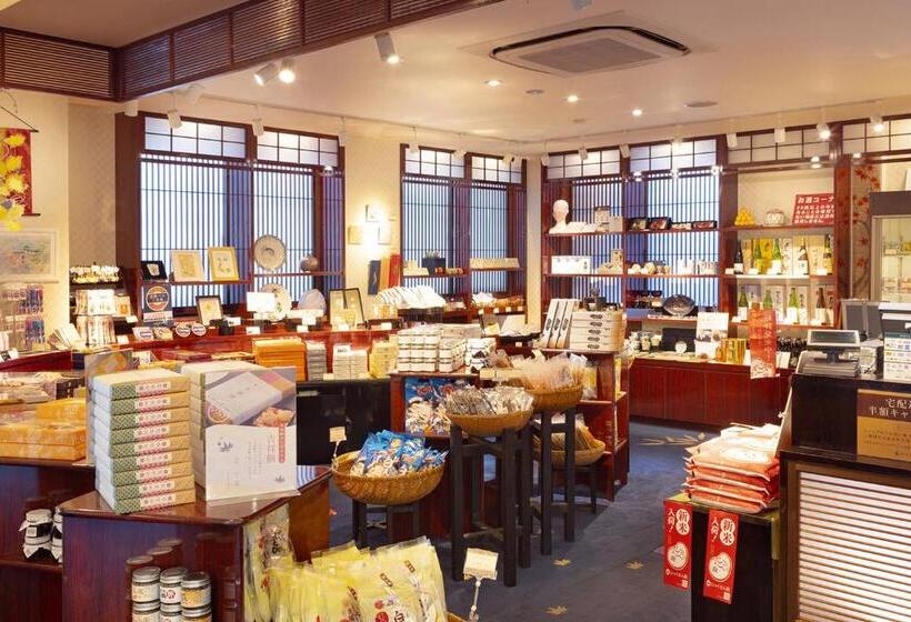 ホテル Yamanaka Onsen Kagari Kisshotei