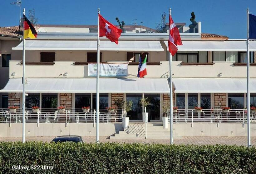 酒店 La Maison Du Port