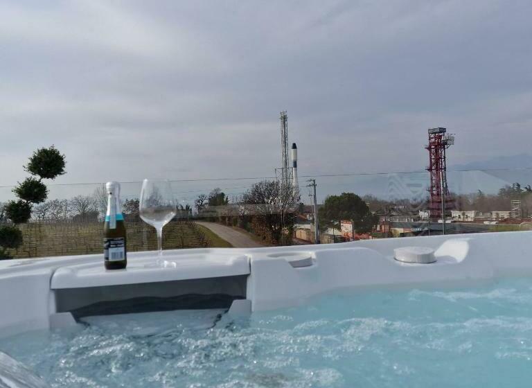 酒店 La Maison Du Port