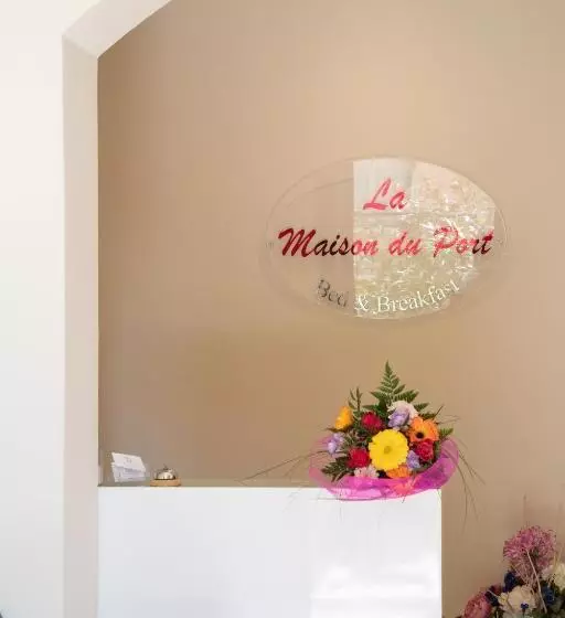 Hotelli La Maison Du Port