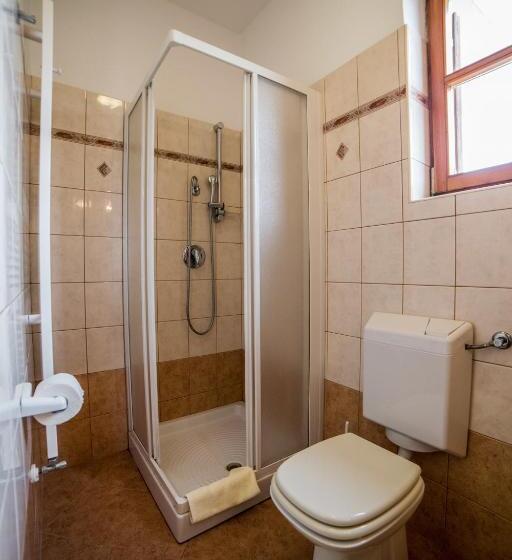 בית מלון כפרי Pansion Valbruna