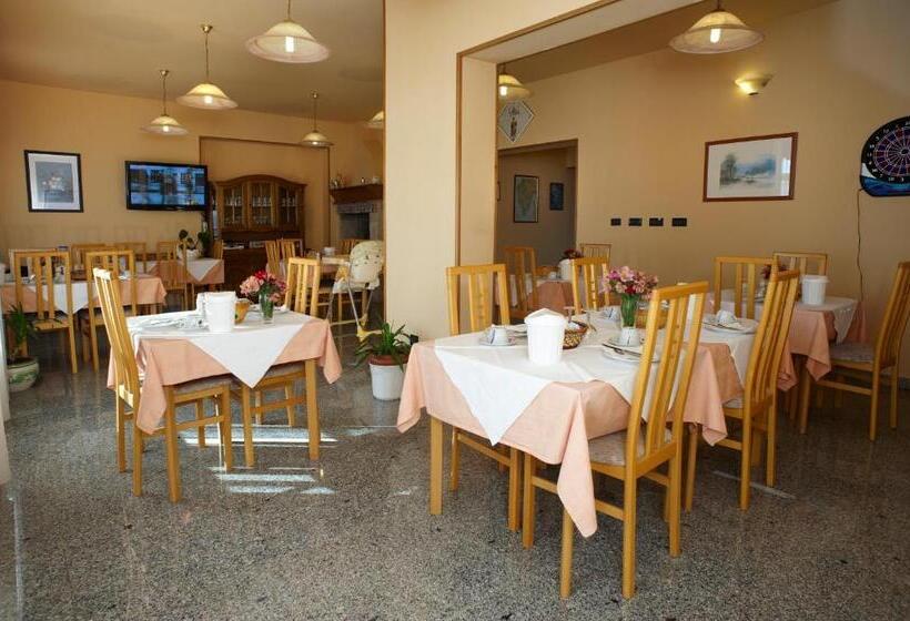 בית מלון כפרי Pansion Valbruna