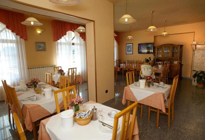 בית מלון כפרי Pansion Valbruna