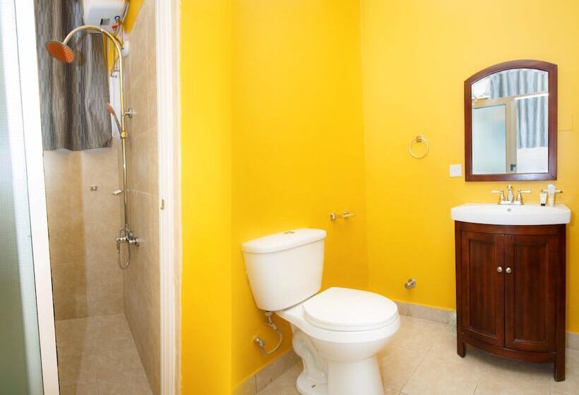 Отель Prestige Suites