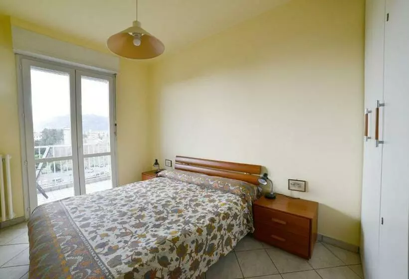 هتل Residence Laura