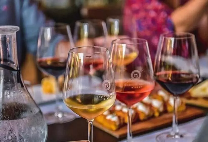 ホテル Resort & Winery Bosco De Medici