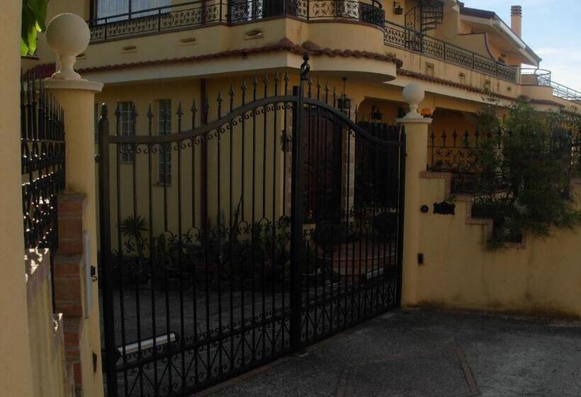 هتل Sole E Luna Capo Vaticano