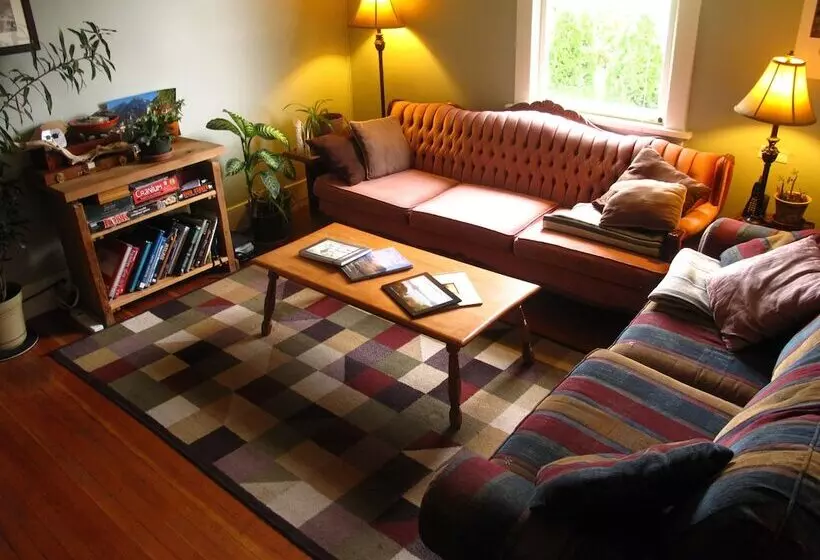 ホテル Tofino Trek Inn