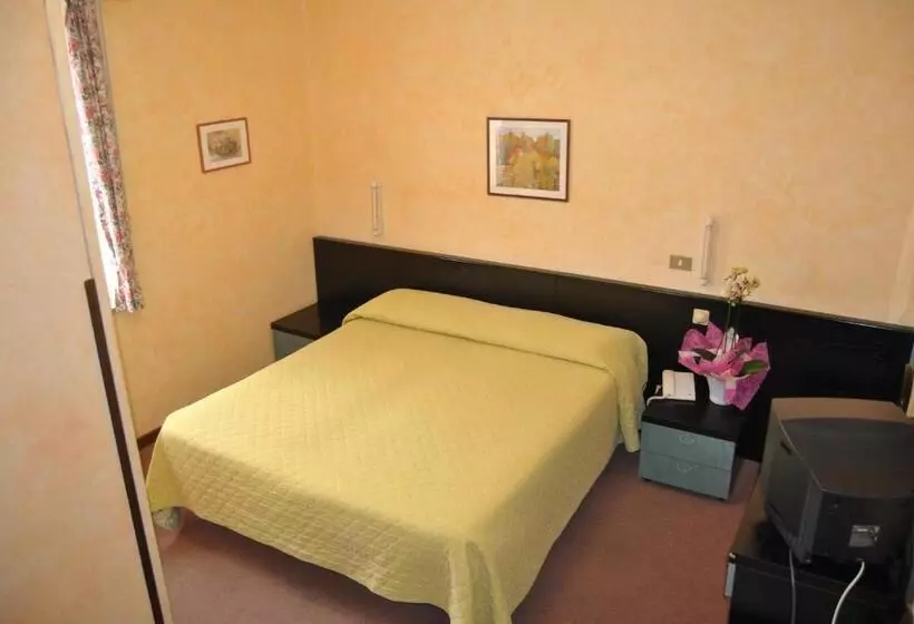 Hotelli Villa Mon Toc