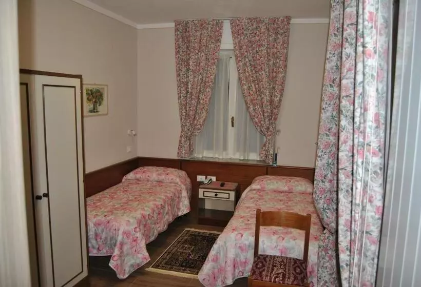 Hotelli Villa Mon Toc