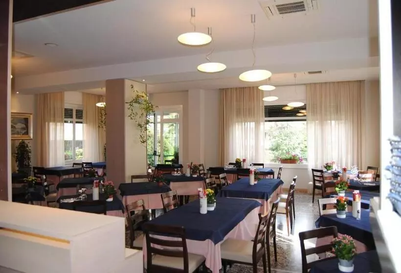 Hotelli Villa Mon Toc