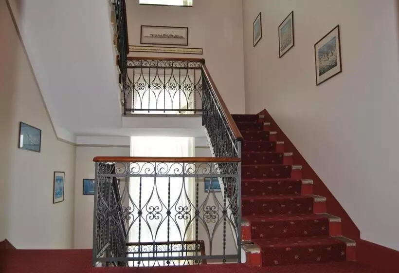 Hotelli Villa Mon Toc