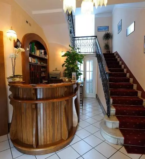 Hotelli Villa Mon Toc