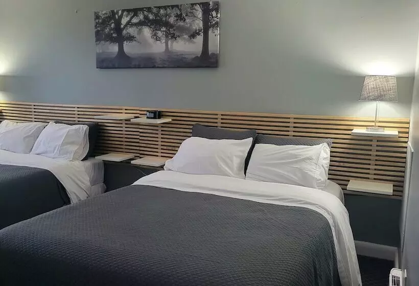 Lord Nelson Motel