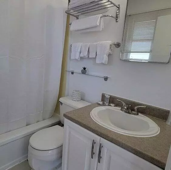 Lord Nelson Motel