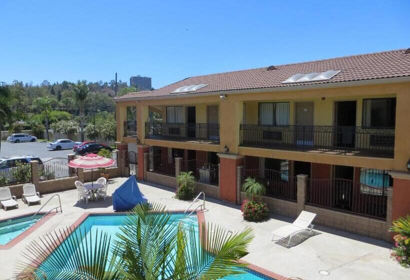 汽车旅馆  Azusa Inn