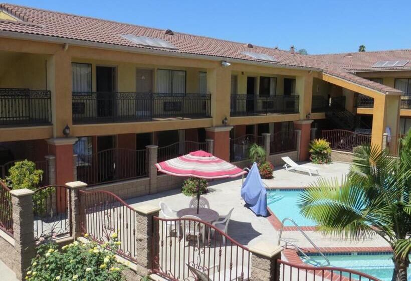 汽车旅馆  Azusa Inn