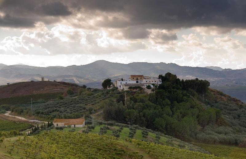 ホテル Agriturismo Sirignano Wine Resort