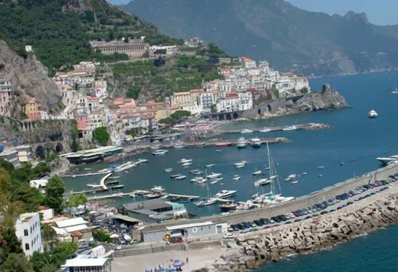 בית מלון כפרי B&b Il Pavone