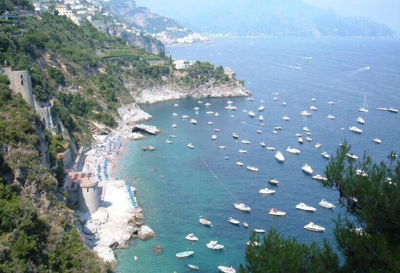 בית מלון כפרי B&b Il Pavone