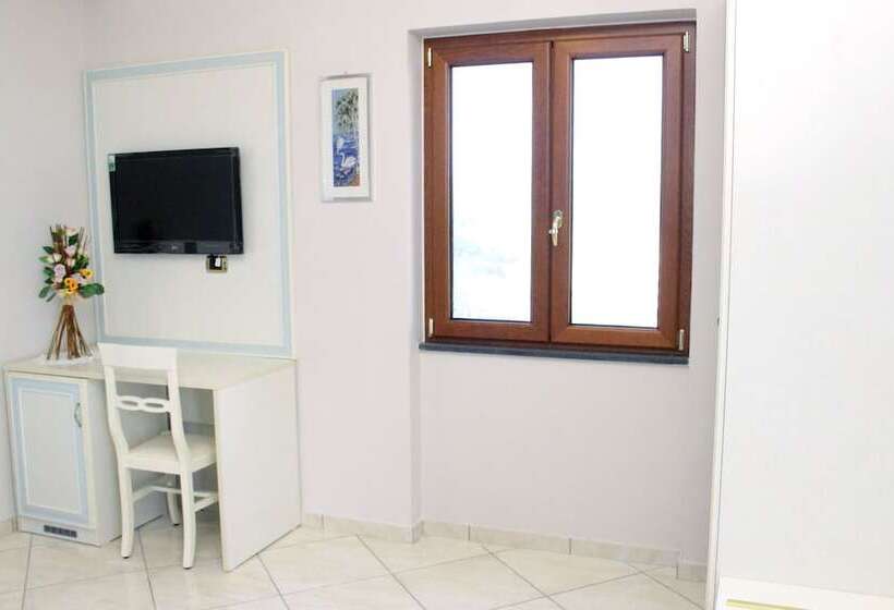 בית מלון כפרי B&b Il Pavone