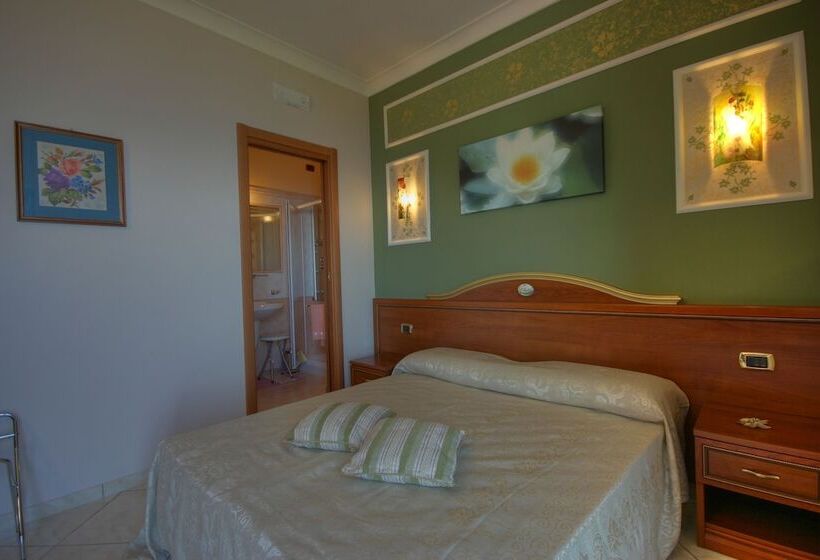 בית מלון כפרי B&b Il Pavone