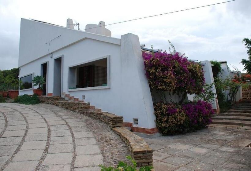 בית מלון כפרי Casasolare Rakalia