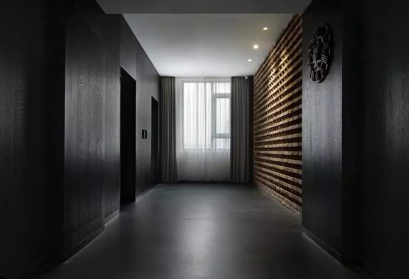 هتل Ease House Luoyang