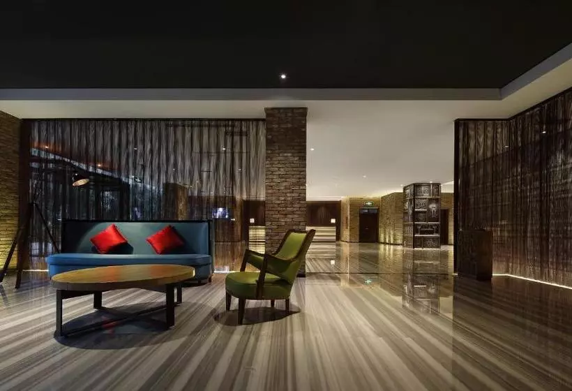 هتل Ease House Luoyang
