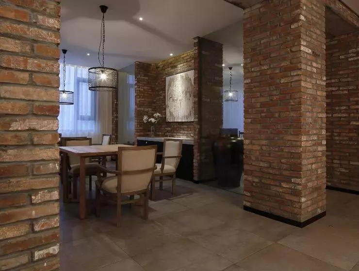 هتل Ease House Luoyang