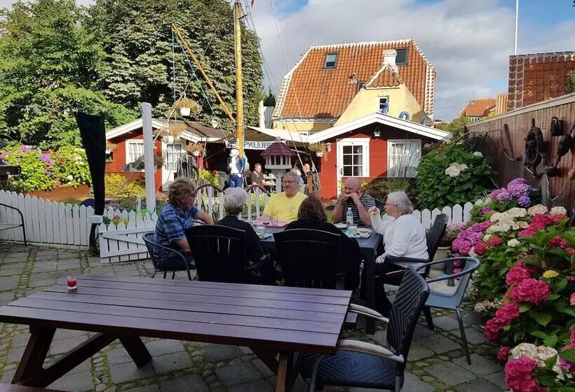 هتل Ferie På Toppen