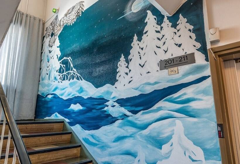 هتل Guesthouse Borealis