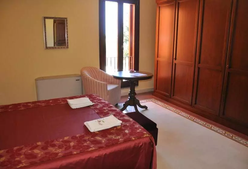 هتل Il Casale Dei Conti