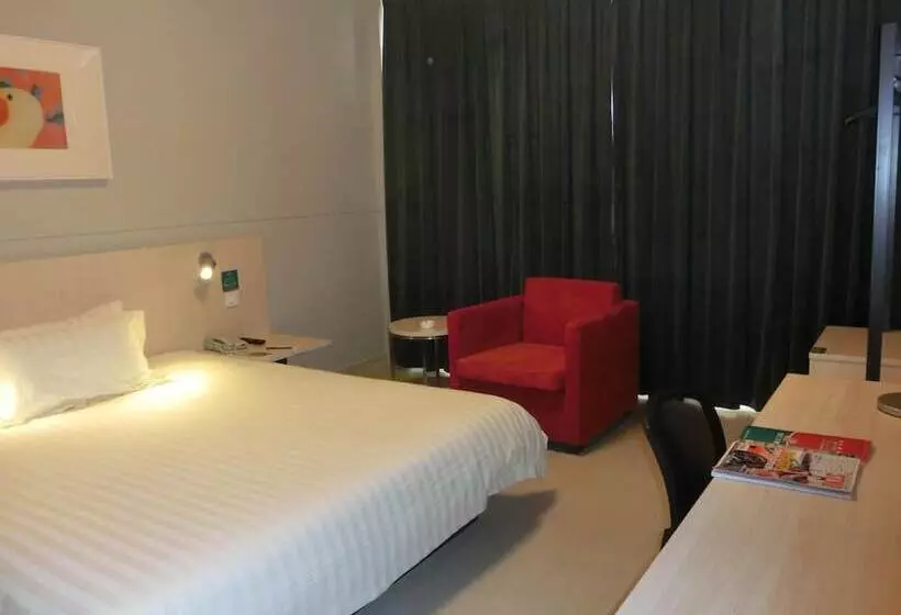 Hotelli Jinjiang Inn Xiangyang Nanshan Tanxi Road